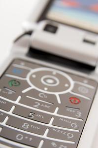 Hvordan kan jeg overføre tekstmeddelelser fra My Old Broken Phone til min nye telefon?