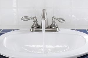 Sådan fjernes korrosion på badeværelse vandhaner