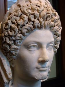Roman kvinde frisurer