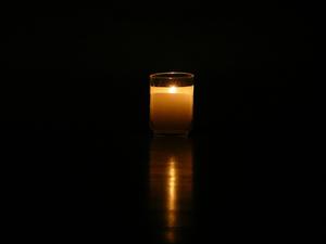 Hvor lang tid at brænde en Memorial Candle på Yahrzeit
