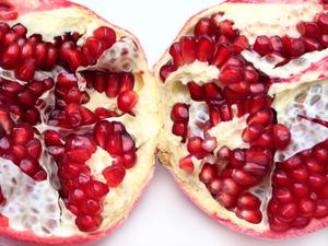 Hvordan man dyrker en dværg Pomegranate Tree