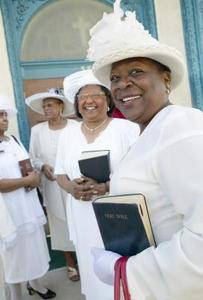 Historien om kvinder, der bærer Hatte i Kirken
