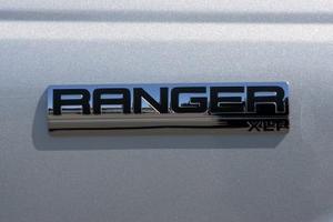 Sådan Udskift Bremser på en 2000 Ford Ranger