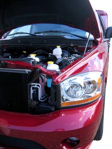 Sådan Clean en gasspjældspositionsføler på en 2000 Dodge RAM 5,9 Liter